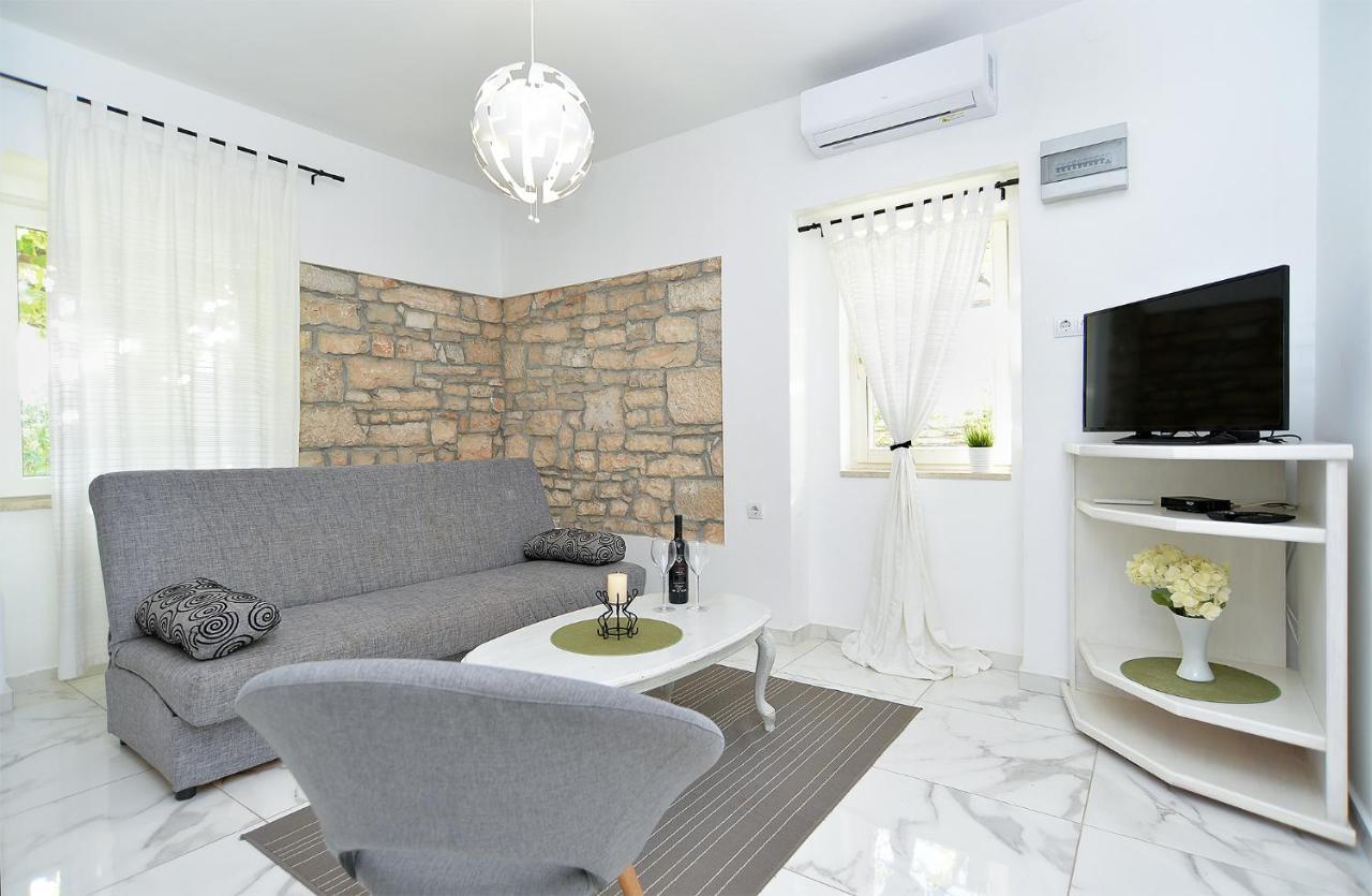הוילה פאז'אנה House 1037 מראה חיצוני תמונה