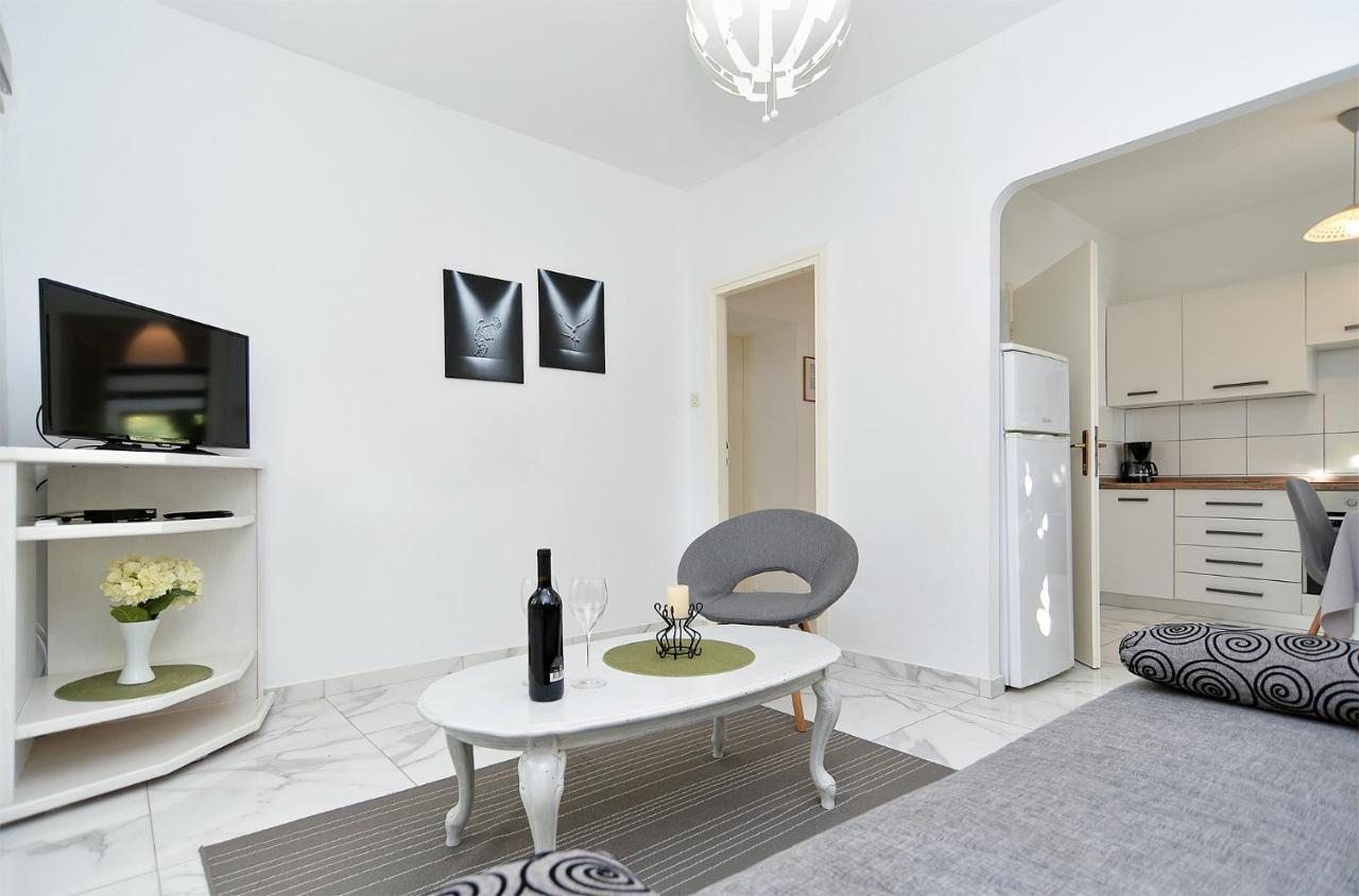 הוילה פאז'אנה House 1037 מראה חיצוני תמונה